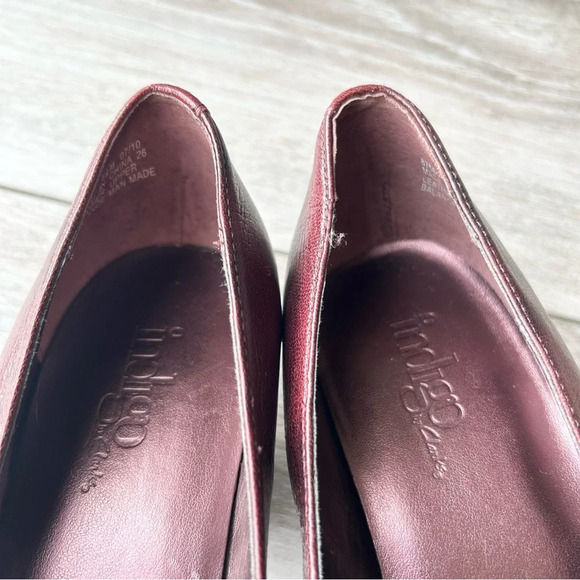 Clarks Indigo Burgundy Leather Mary Jane Pumps - Picture 8 of 14